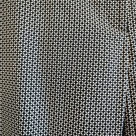 NWT J Jill Patterned Design Black White Cropped Ankle Business Pants Capri 18 - Picture 3 of 12